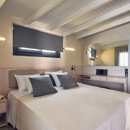 Blue View Villa - Coastal Elegance With Swim Spa, By Zantewize Alykanas  Exterior photo